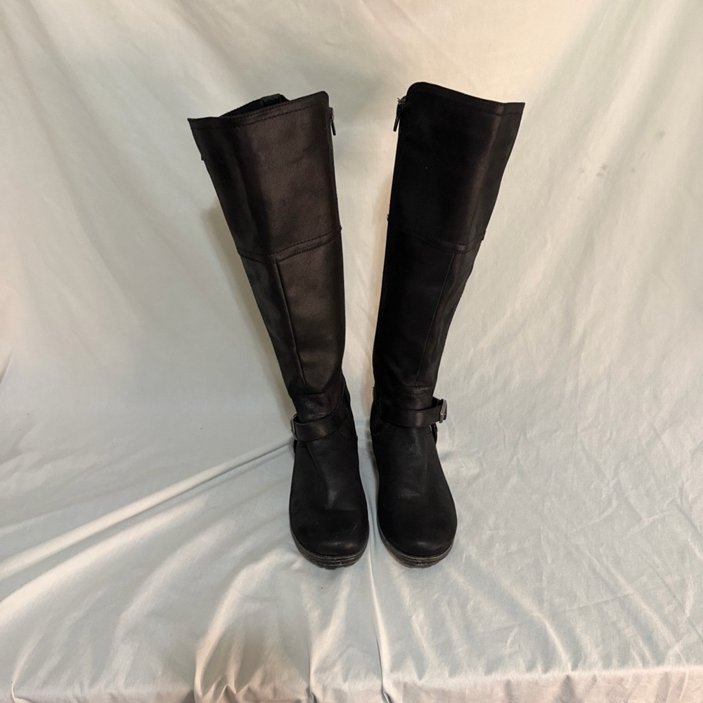 Black Knee-High Women's Boots